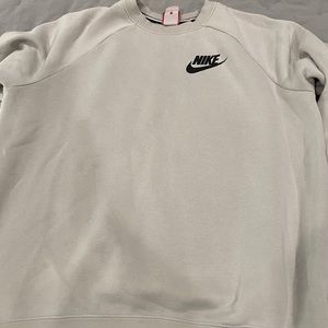 Nike Sweatshirt